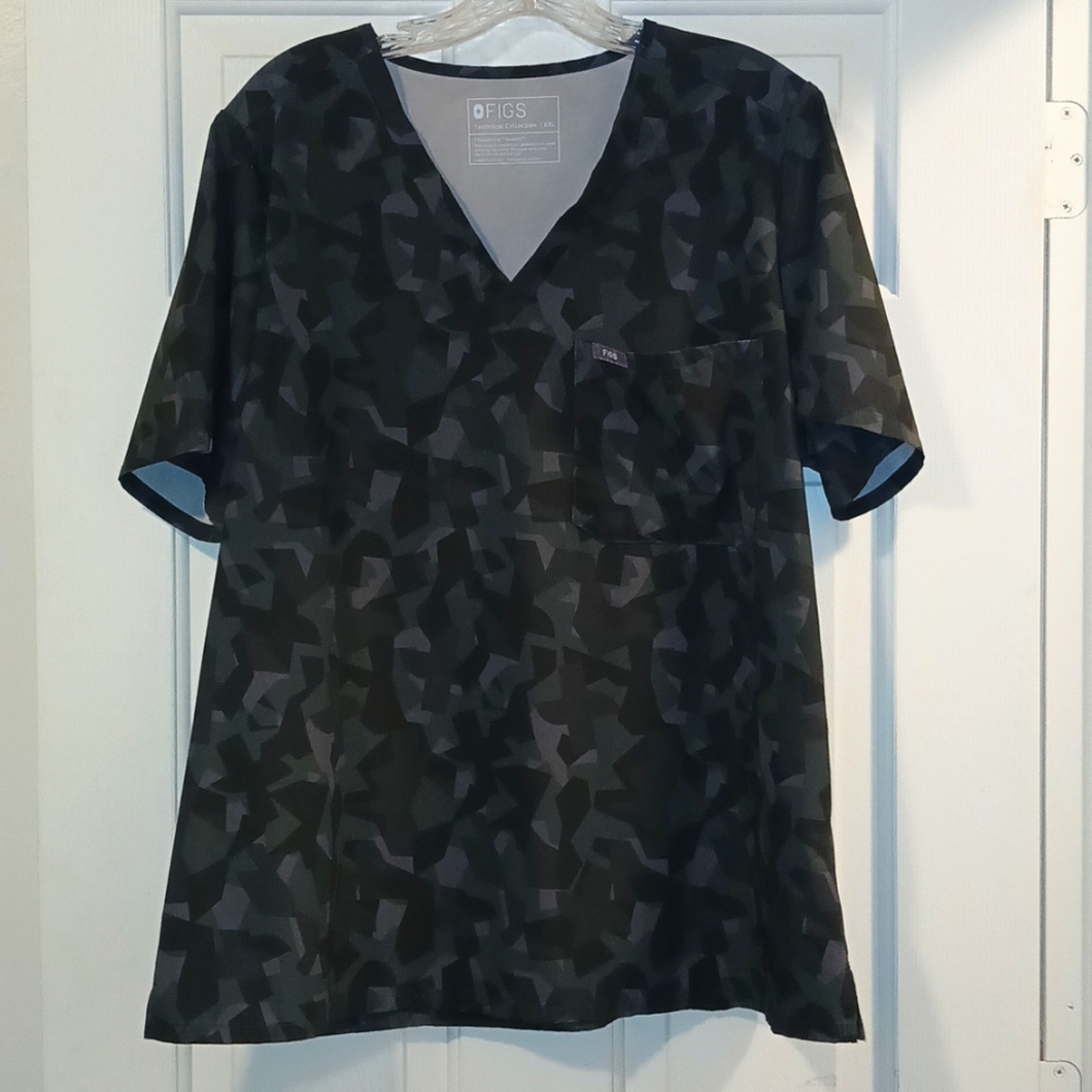 FIGS Black Camo, Technical Collection Scrub Shirt